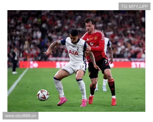 曼联复兴进程处于攻坚阶段，稳定性问题仍在制约球队整体表现