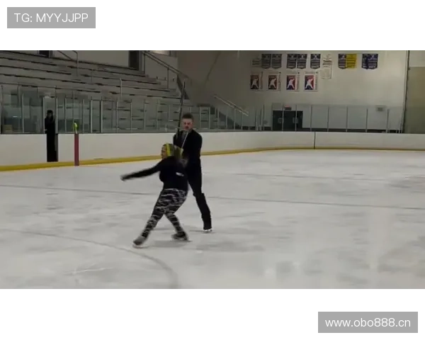 托尼娅·哈丁出门带着一股“不按套路来”的味道，这生活谁能理解？